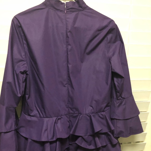 Beautiful long sleeve ruffle blouse - Picture 2 of 4